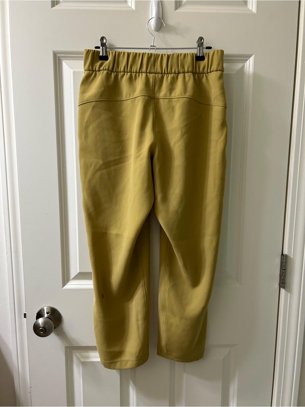 lululemon In the fly athletica Womens Drawstring Track Pants in Mustard Size 4 - Picture 4 of 8
